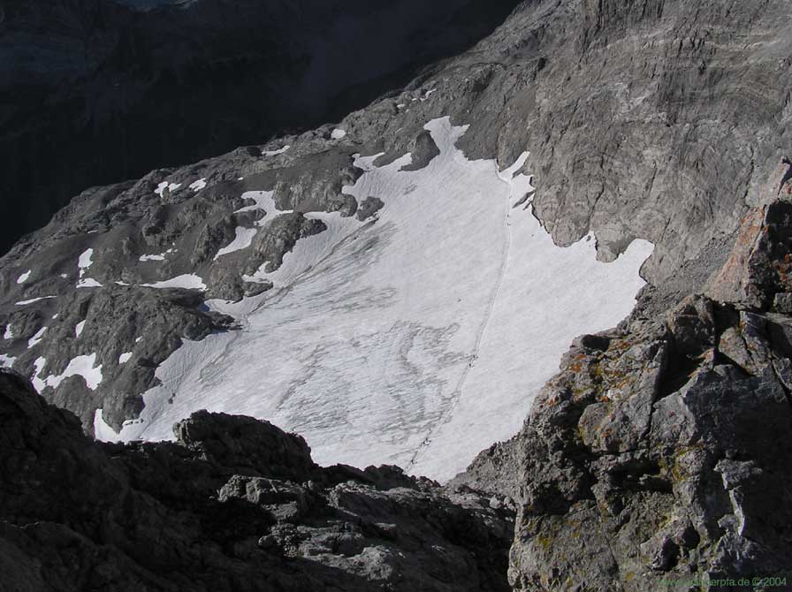 Schwarzmilzferner vom Gipfel der Mädelegabel herab © wanderpfa.de Schwarzmilzferner vom Gipfel der Mädelegabel herab © wanderpfa.de