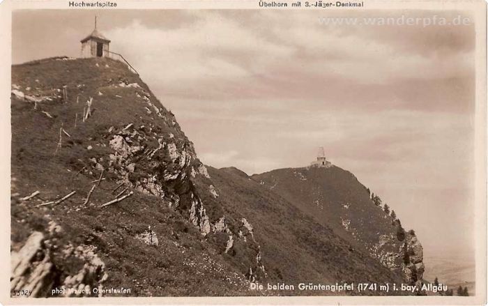 Pavillon auf der Hochwarte des Grünten mit Übelhörnle Pavillon auf der Hochwarte des Grünten mit Übelhörnle